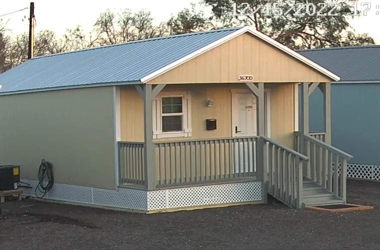 Emerald Coast furnished cabin